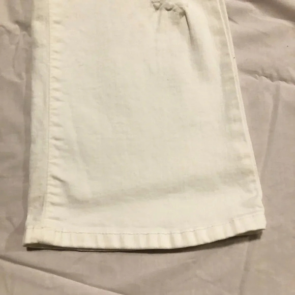 Guess High Rise Flare Distressed Jeans Size 32 White - Picture 11 of 16